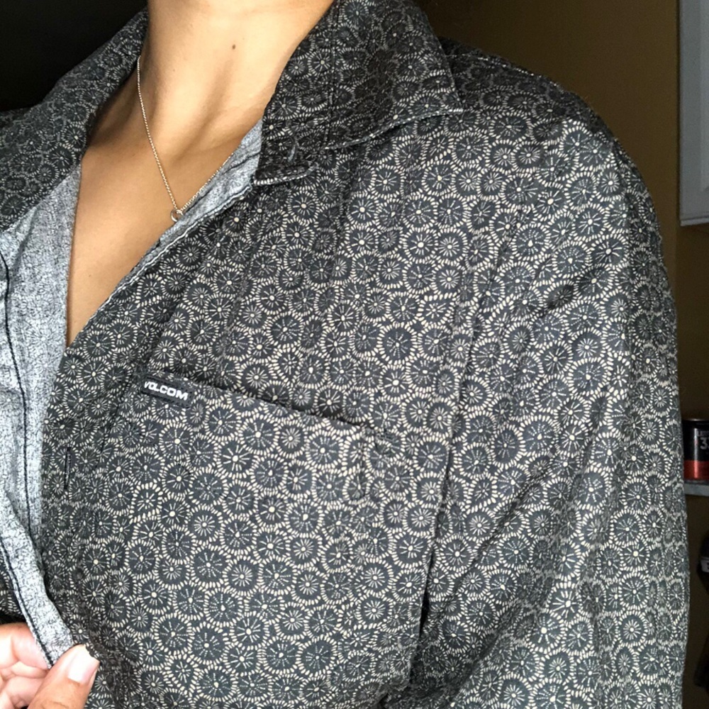 Volcom buttondown - Picture 4 of 4